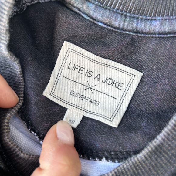 Life Is a Joke - Snoop 71 Crewneck Sweatshirt by ElevenParis - Picture 3 of 4